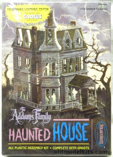 Polar Lights The Addams Family Haunted House Glow In The Dark, 5002 plastic model kit
